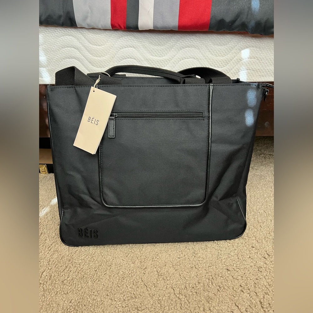 BEIS East to West Tote in Black